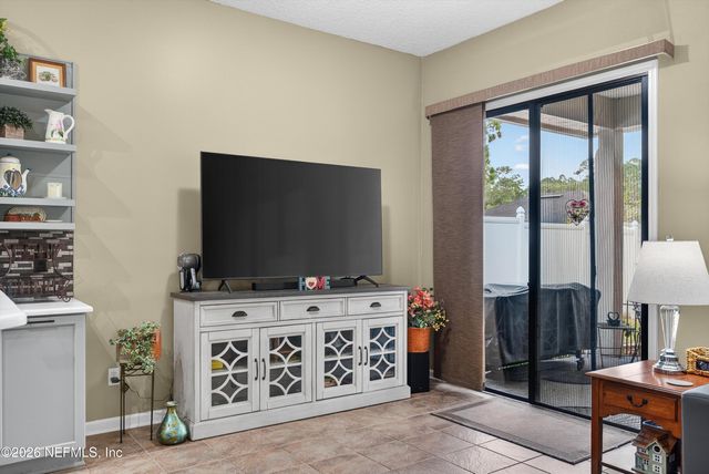 13863 DEVAN LEE Drive E, Jacksonville, FL 32226