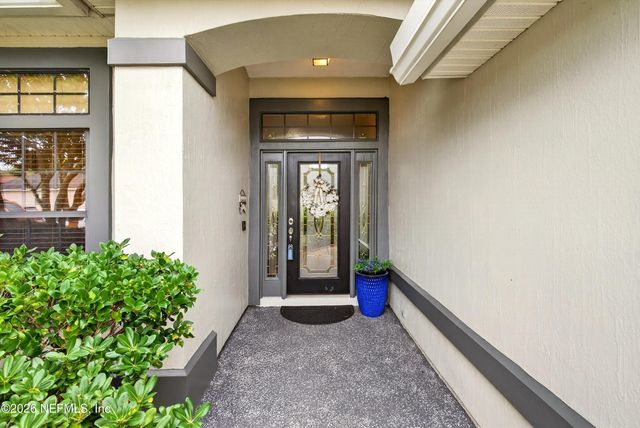 13863 DEVAN LEE Drive E, Jacksonville, FL 32226