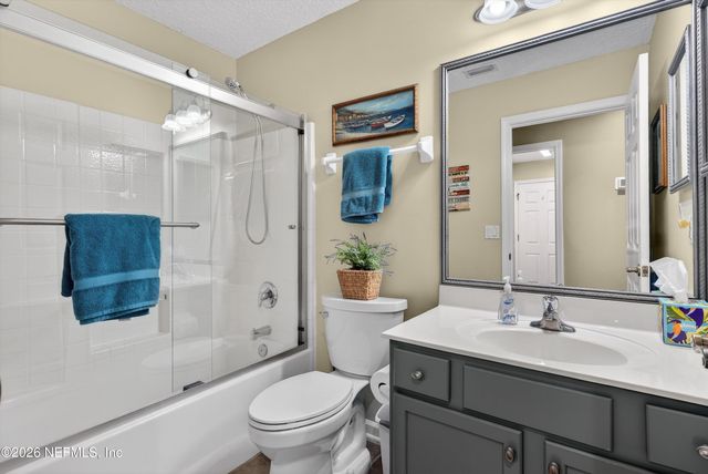 13863 DEVAN LEE Drive E, Jacksonville, FL 32226