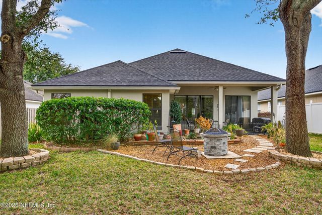 13863 DEVAN LEE Drive E, Jacksonville, FL 32226