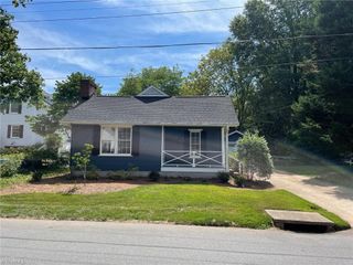 325 N Avalon Road, Winston-salem, NC 27104
