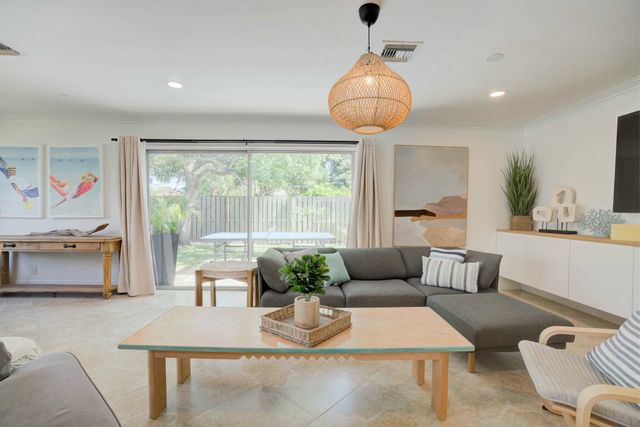 547 Marlin Road, North Palm Beach, FL 33408