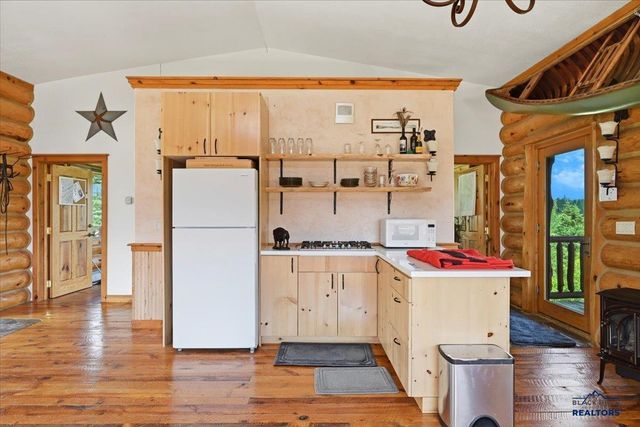 22231 NAHANT RD, Lead, SD 57754