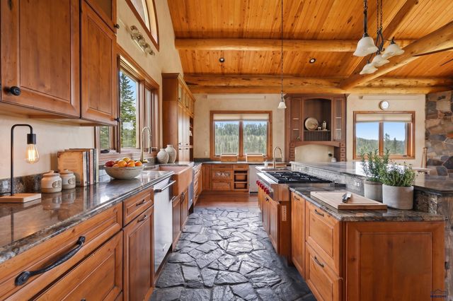 22231 NAHANT RD, Lead, SD 57754