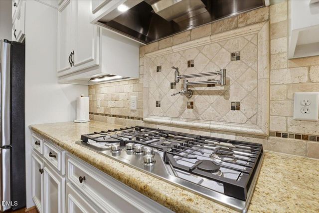 210 Paraggi Court, Clayton, NC 27527