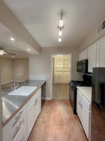 1240 BARTON HILLS DR 111, Austin, TX 78704