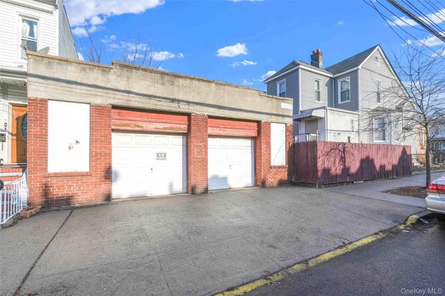 194 Crystal Street, Brooklyn, NY 11208