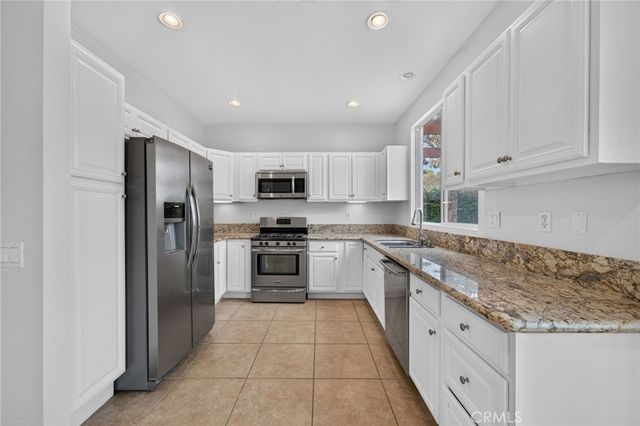 1764 Canyon Vista Drive, Azusa, CA 91702