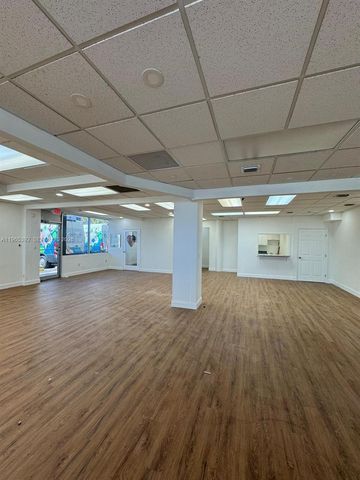 4201 Palm Avenue, Hialeah, FL 33012