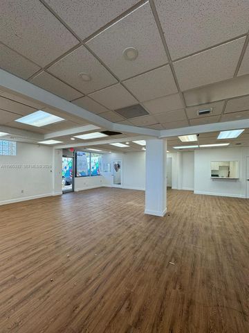4201 Palm Avenue, Hialeah, FL 33012