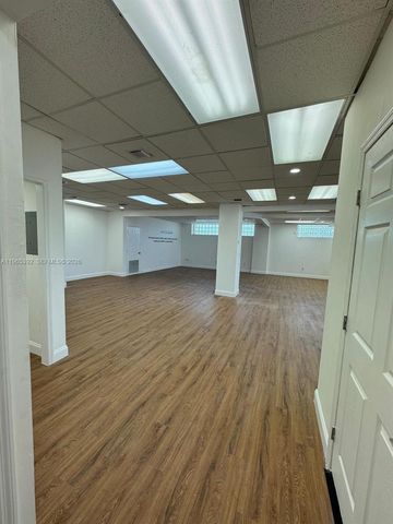 4201 Palm Avenue, Hialeah, FL 33012