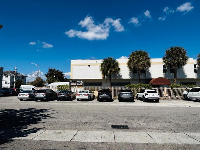 4201 Palm Avenue, Hialeah, FL 33012