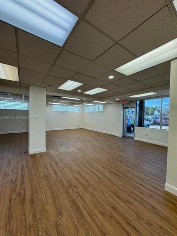 4201 Palm Avenue, Hialeah, FL 33012