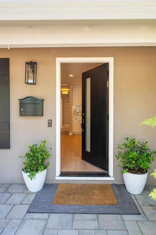 Image 4 of property listing at 5106 Emiline Drive, San Jose, CA 95124