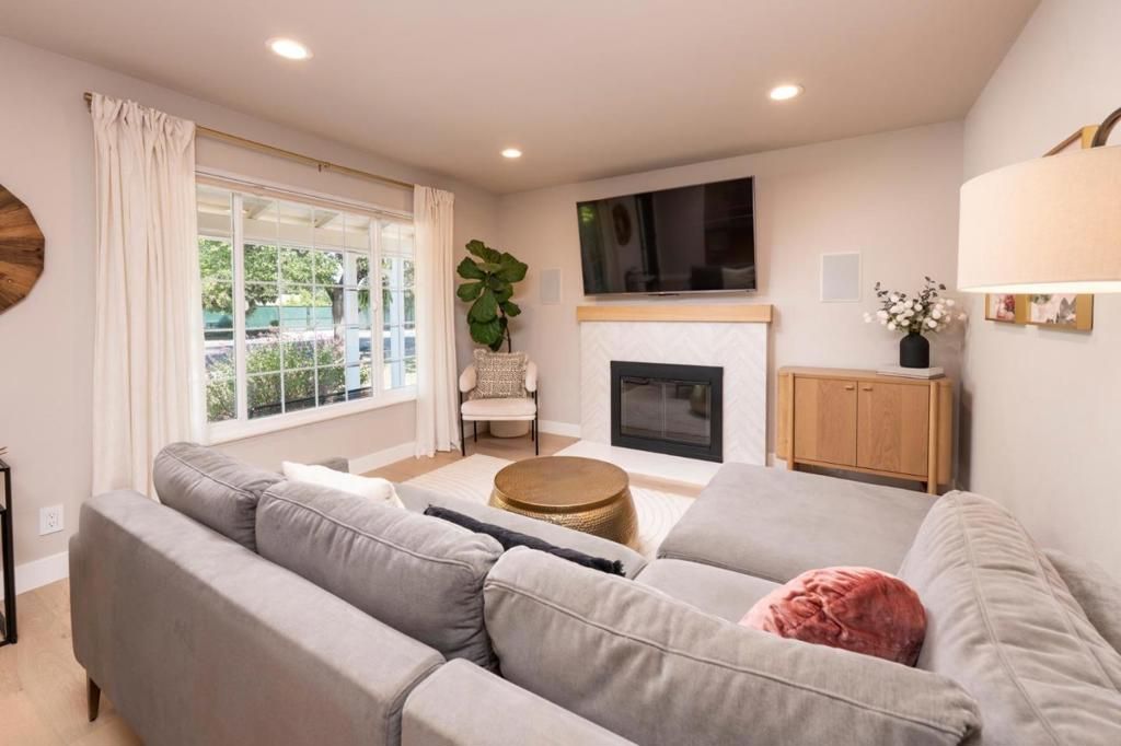Image 5 of property listing at 5106 Emiline Drive, San Jose, CA 95124