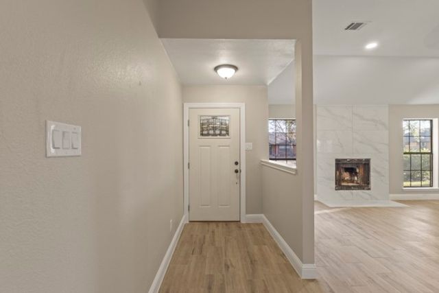 1129 Harvest Hill Lane, Lancaster, TX 75146