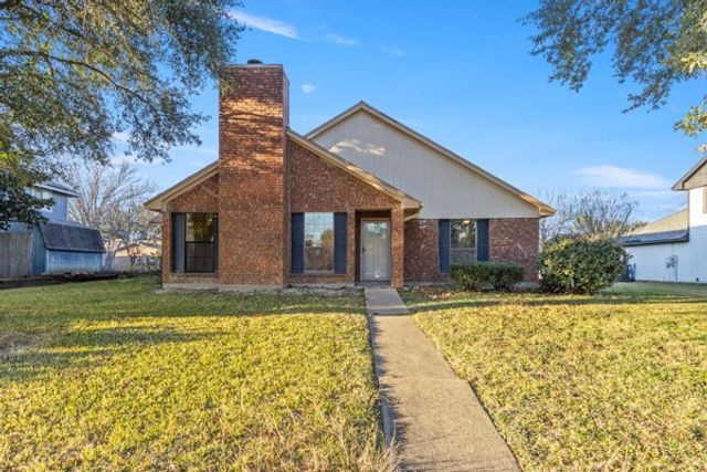 1129 Harvest Hill Lane, Lancaster, TX 75146
