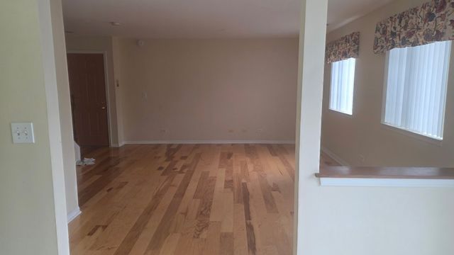1348 S Lorraine Road E, Wheaton, IL 60187