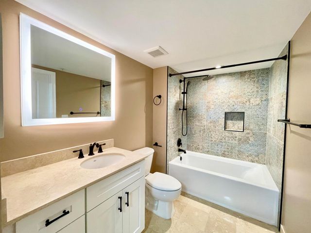 99 SE Mizner Boulevard 736, Boca Raton, FL 33432