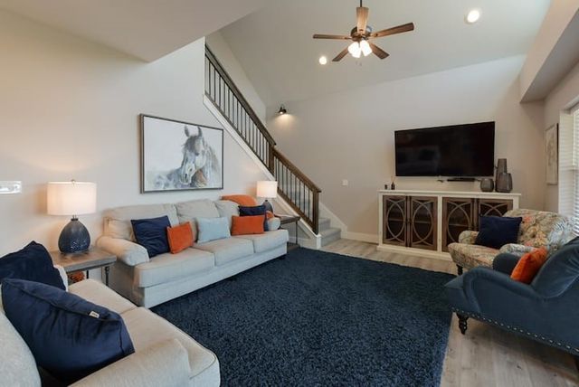 280 Lakefront Drive, Branson, MO 65616