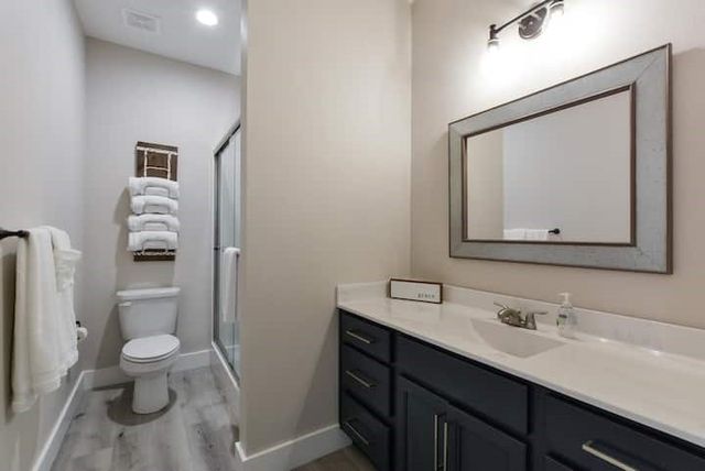 280 Lakefront Drive, Branson, MO 65616