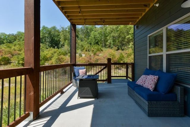 280 Lakefront Drive, Branson, MO 65616