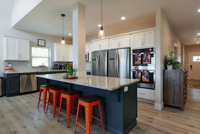 280 Lakefront Drive, Branson, MO 65616