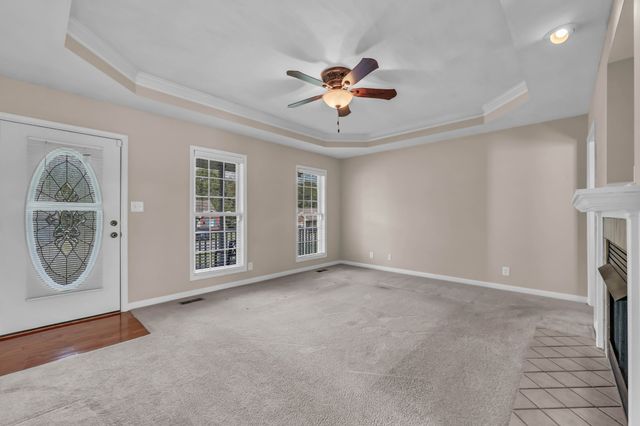374 Woodtrace Dr, Clarksville, TN 37042