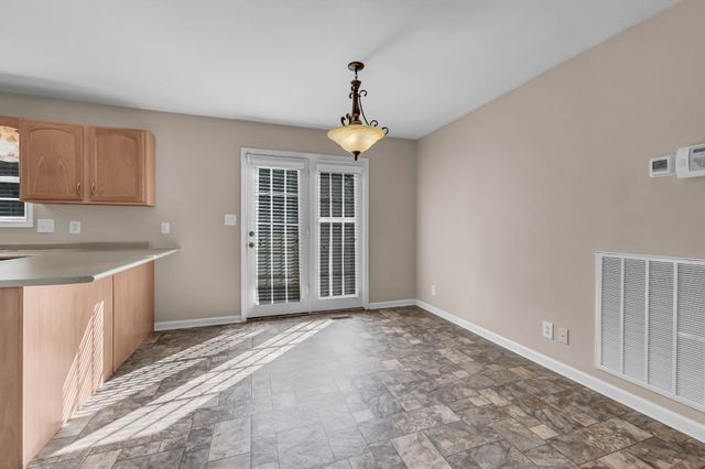 374 Woodtrace Dr, Clarksville, TN 37042