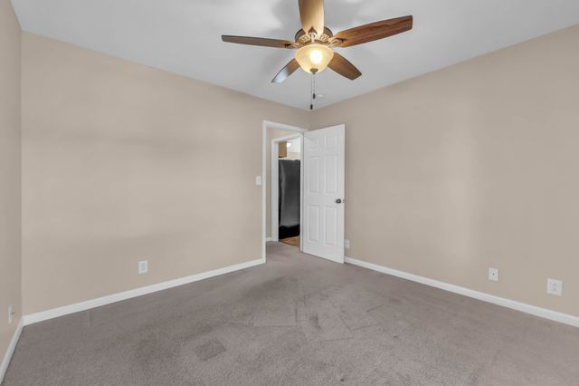 374 Woodtrace Dr, Clarksville, TN 37042