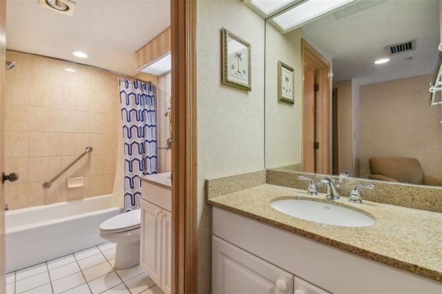 36750 US HIGHWAY 19 N 22208, Palm Harbor, FL 34684