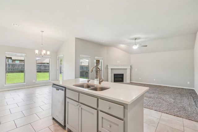 9421 NW 87th Place, Yukon, OK 73099