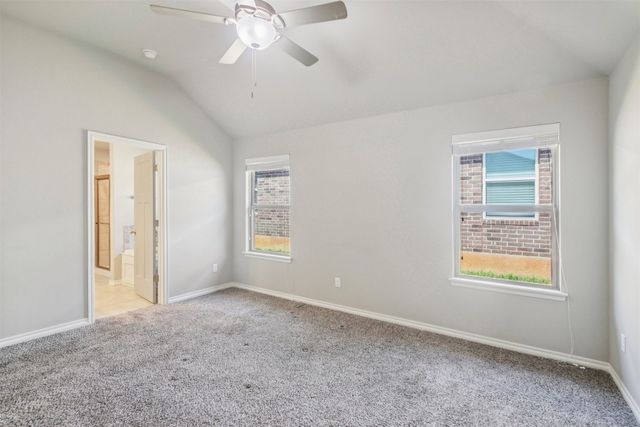 9421 NW 87th Place, Yukon, OK 73099