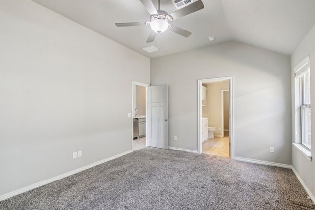 9421 NW 87th Place, Yukon, OK 73099
