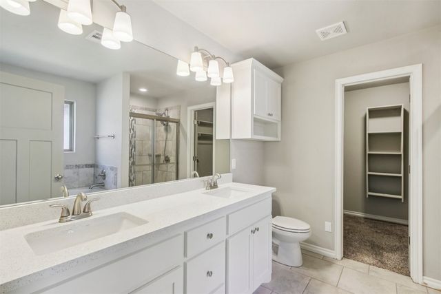 9421 NW 87th Place, Yukon, OK 73099