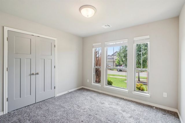 9421 NW 87th Place, Yukon, OK 73099