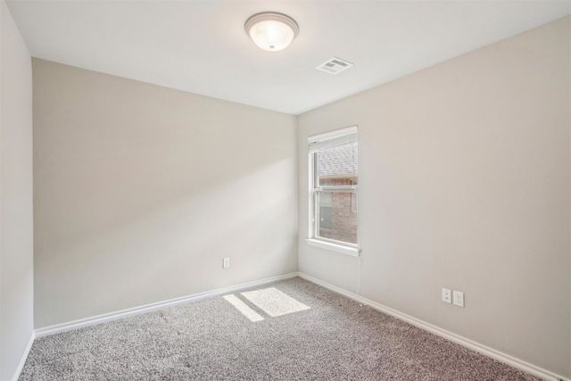 9421 NW 87th Place, Yukon, OK 73099