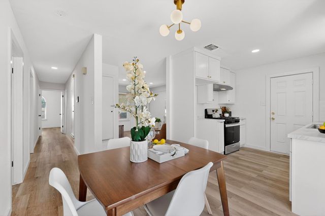 2902 Lulu Street, Fort Worth, TX 76106