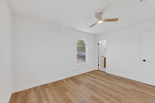 2902 Lulu Street, Fort Worth, TX 76106