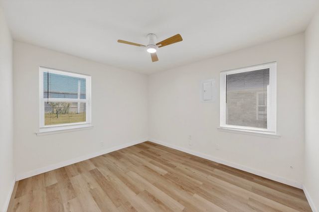 2902 Lulu Street, Fort Worth, TX 76106