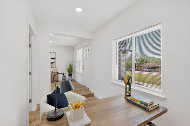 2902 Lulu Street, Fort Worth, TX 76106