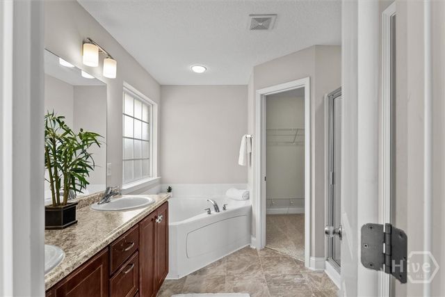 41 Kinlock Court, Midway, GA 31320