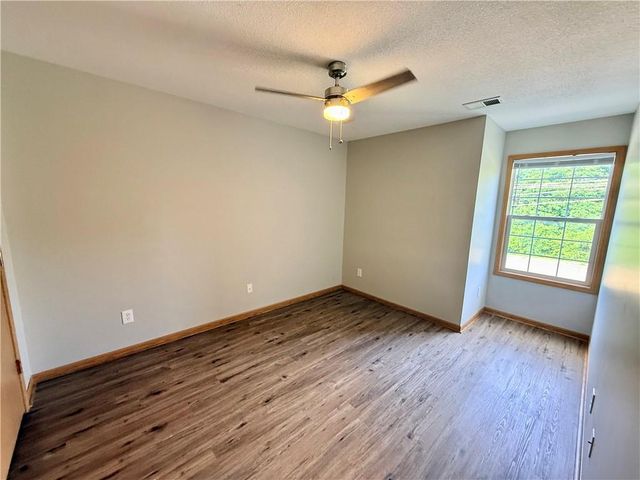 3842 N 123rd Street, Kansas City, KS 66109