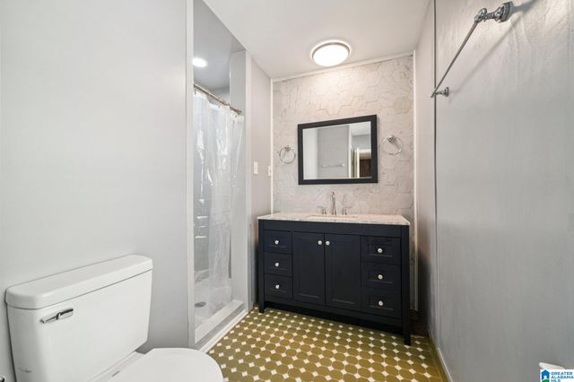 2245 LOCKE CIRCLE, Hoover, AL 35226