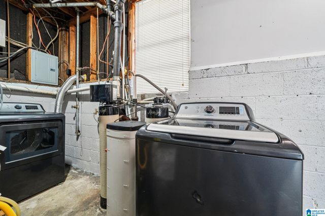 2245 LOCKE CIRCLE, Hoover, AL 35226