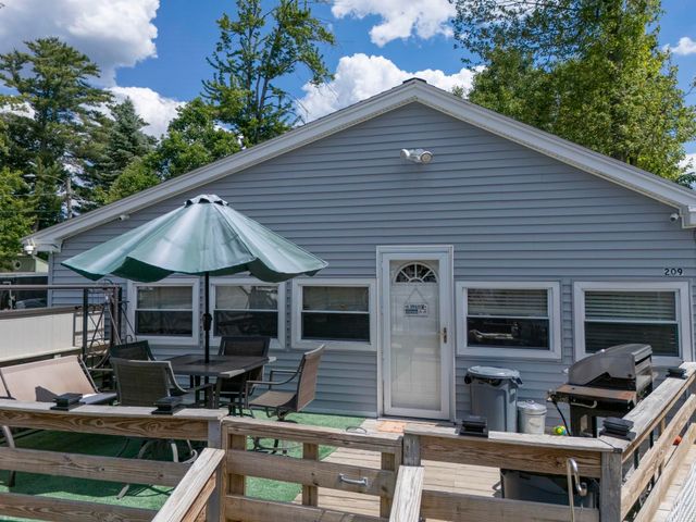 209 Chases Grove Road, Derry, NH 03038