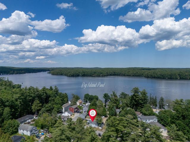 209 Chases Grove Road, Derry, NH 03038