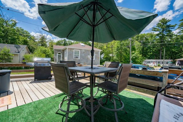 209 Chases Grove Road, Derry, NH 03038