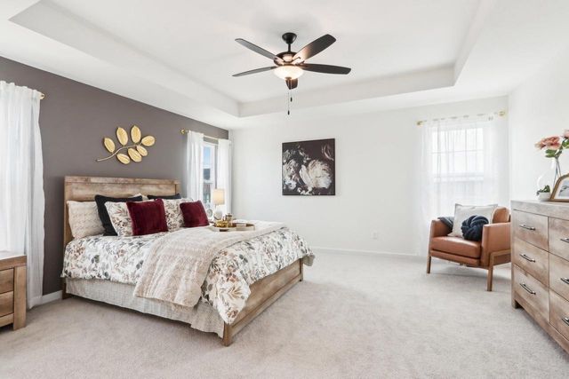 981 Lagom WAY, Oconomowoc, WI 53066