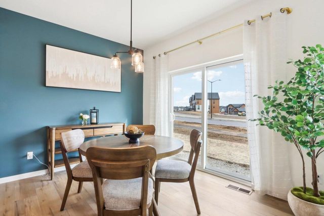 981 Lagom WAY, Oconomowoc, WI 53066